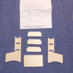 psací stůl pro panenky