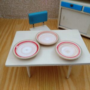 nádobíčko pro panenky, talířky