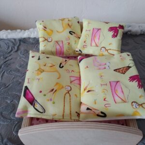 peřinky pero panenky