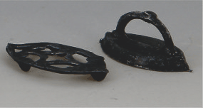 Žehlička a podstavec