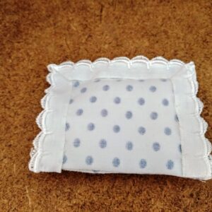 Polštářek s puntíky