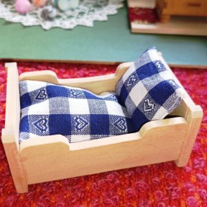 Malá postýlka s peřinkou